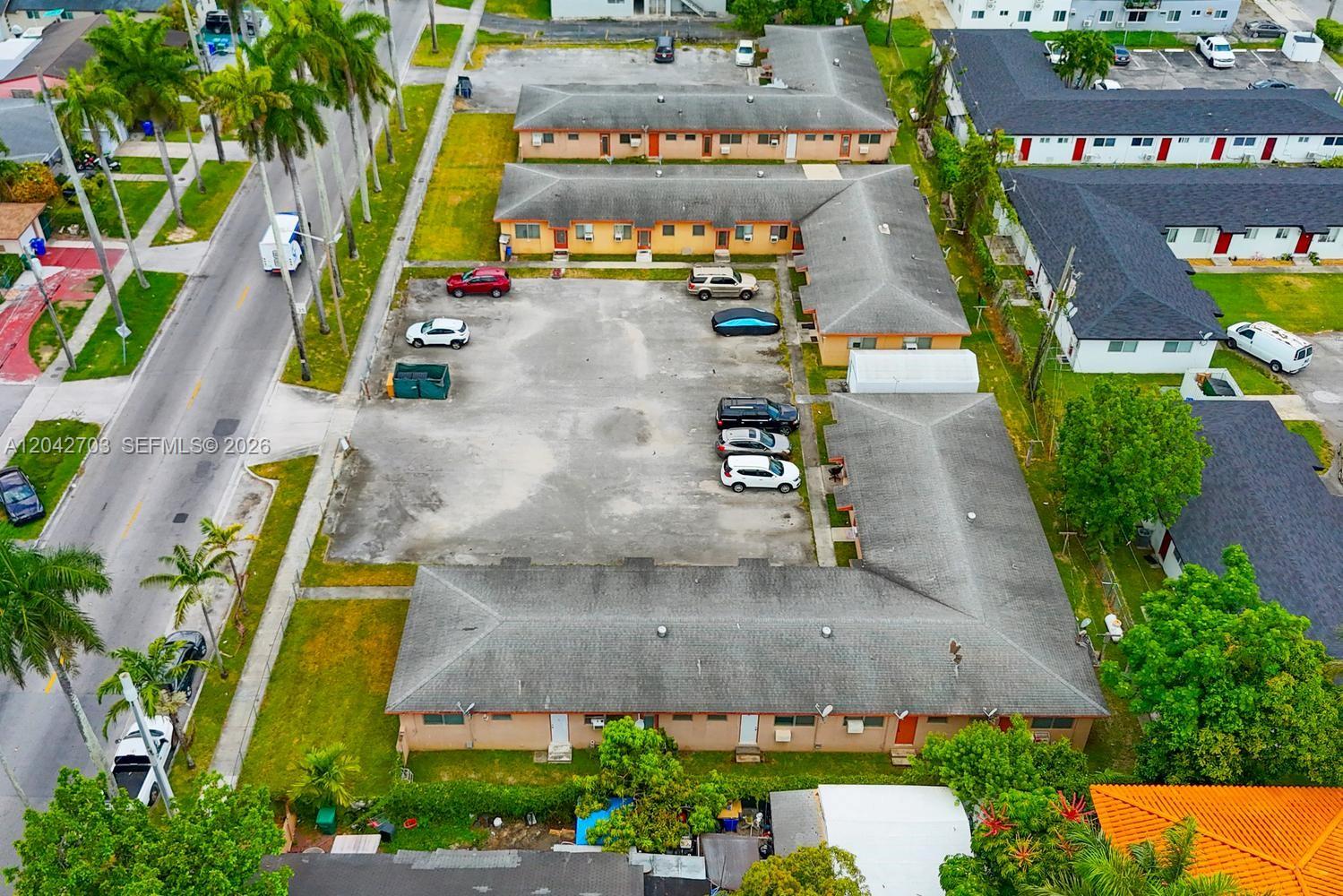 1915 Nw 28th Street Property Photo 32