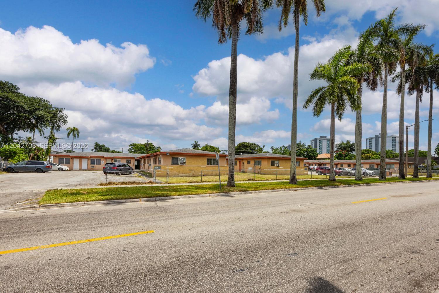 1915 Nw 28th Street Property Photo 38