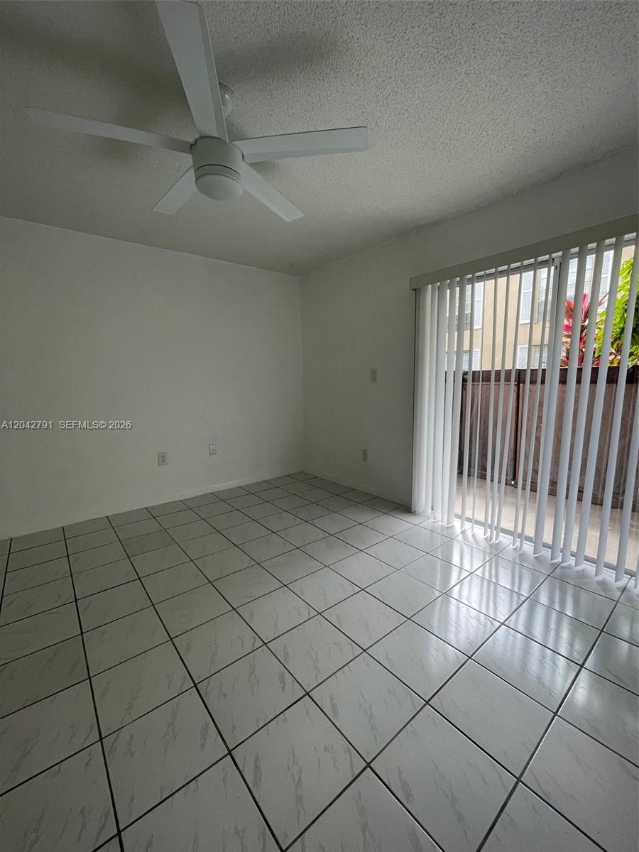 10832 Sw 88th Street U13 Property Photo 3