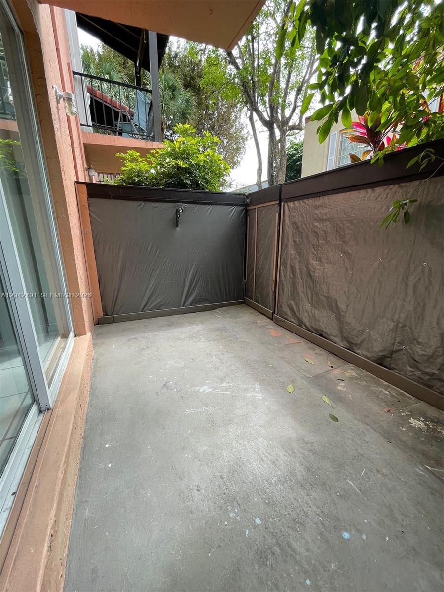 10832 Sw 88th Street U13 Property Photo 15