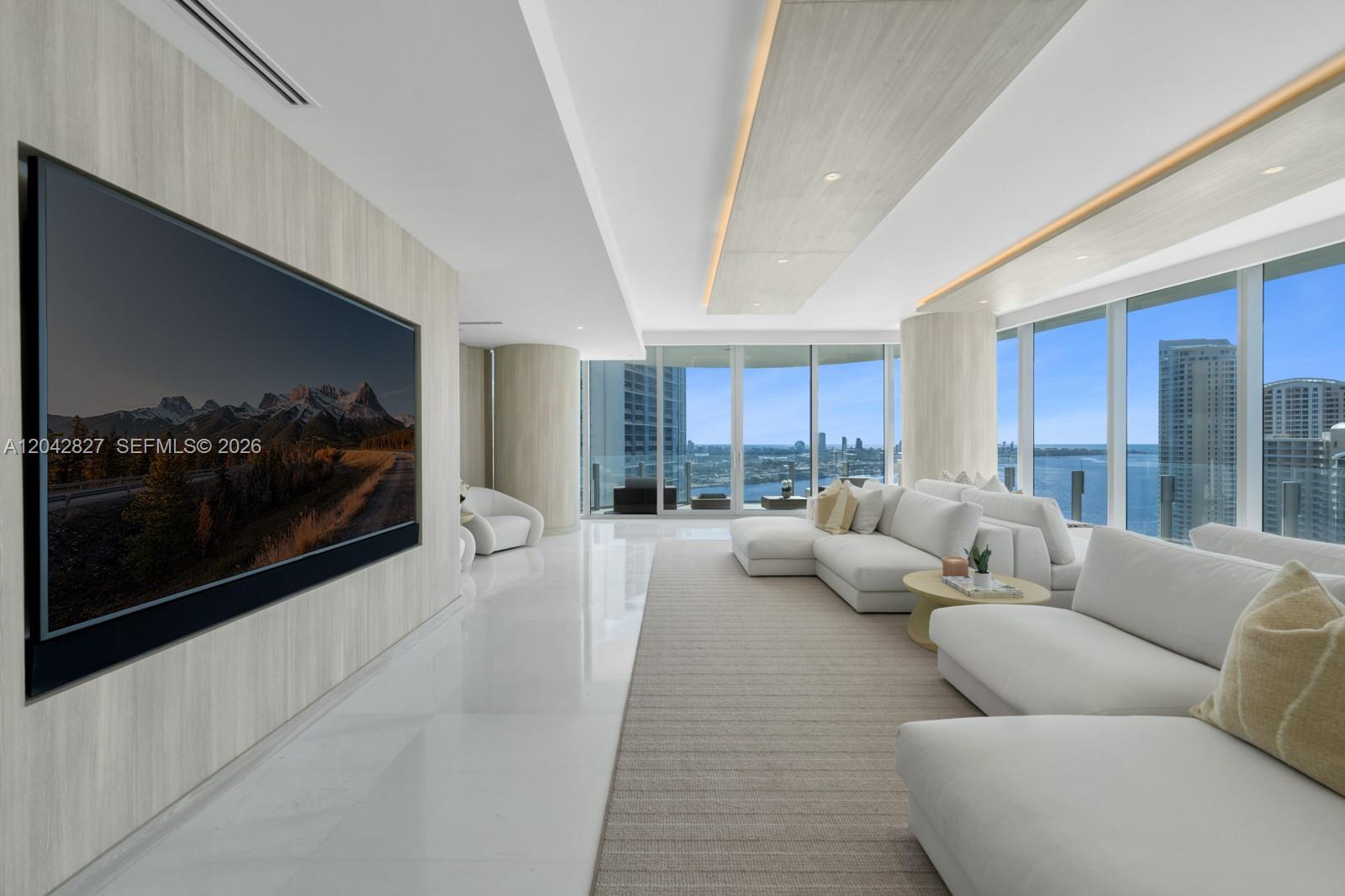 300 Biscayne Boulevard Way 2701 Property Photo 3