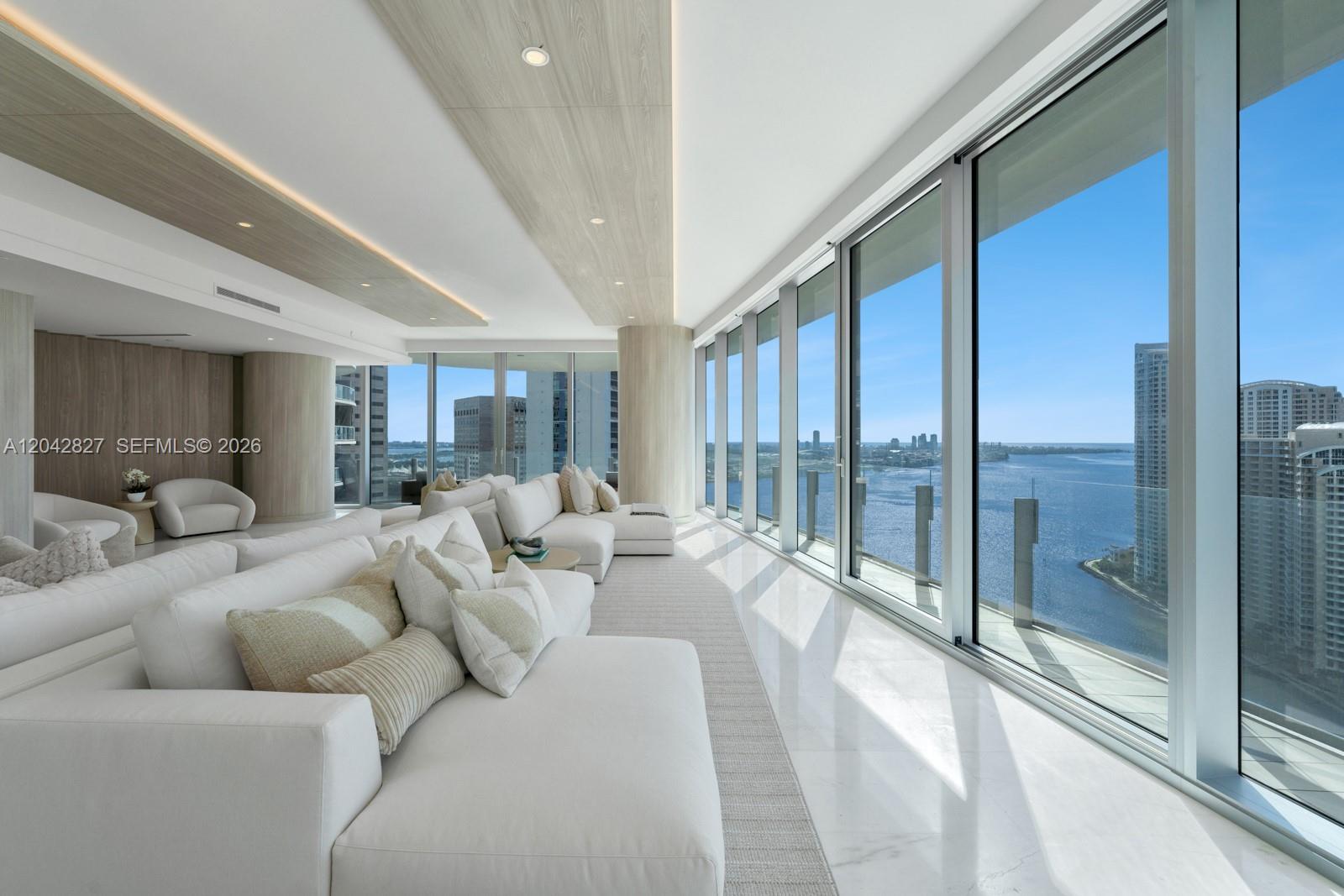 300 Biscayne Boulevard Way 2701 Property Photo 4
