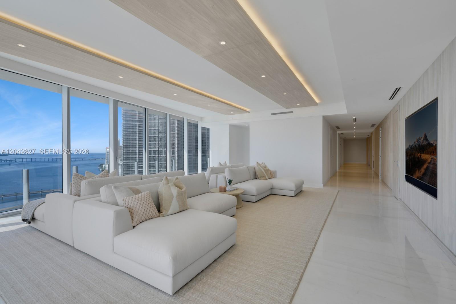 300 Biscayne Boulevard Way 2701 Property Photo 8
