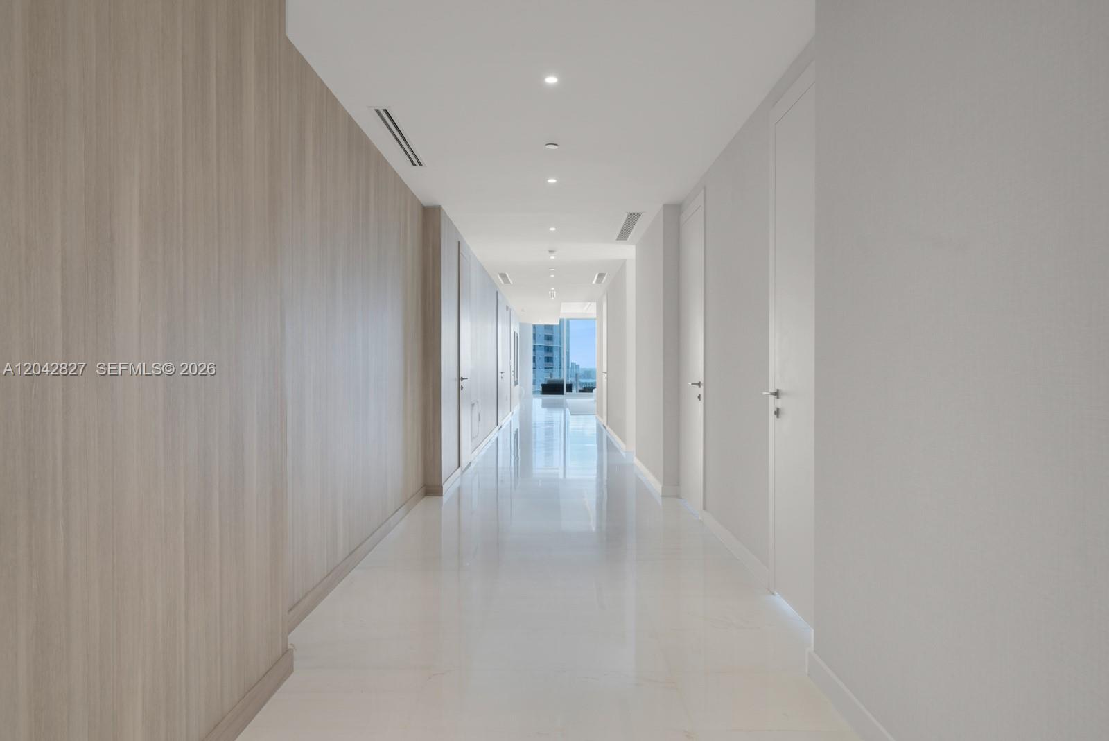 300 Biscayne Boulevard Way 2701 Property Photo 13
