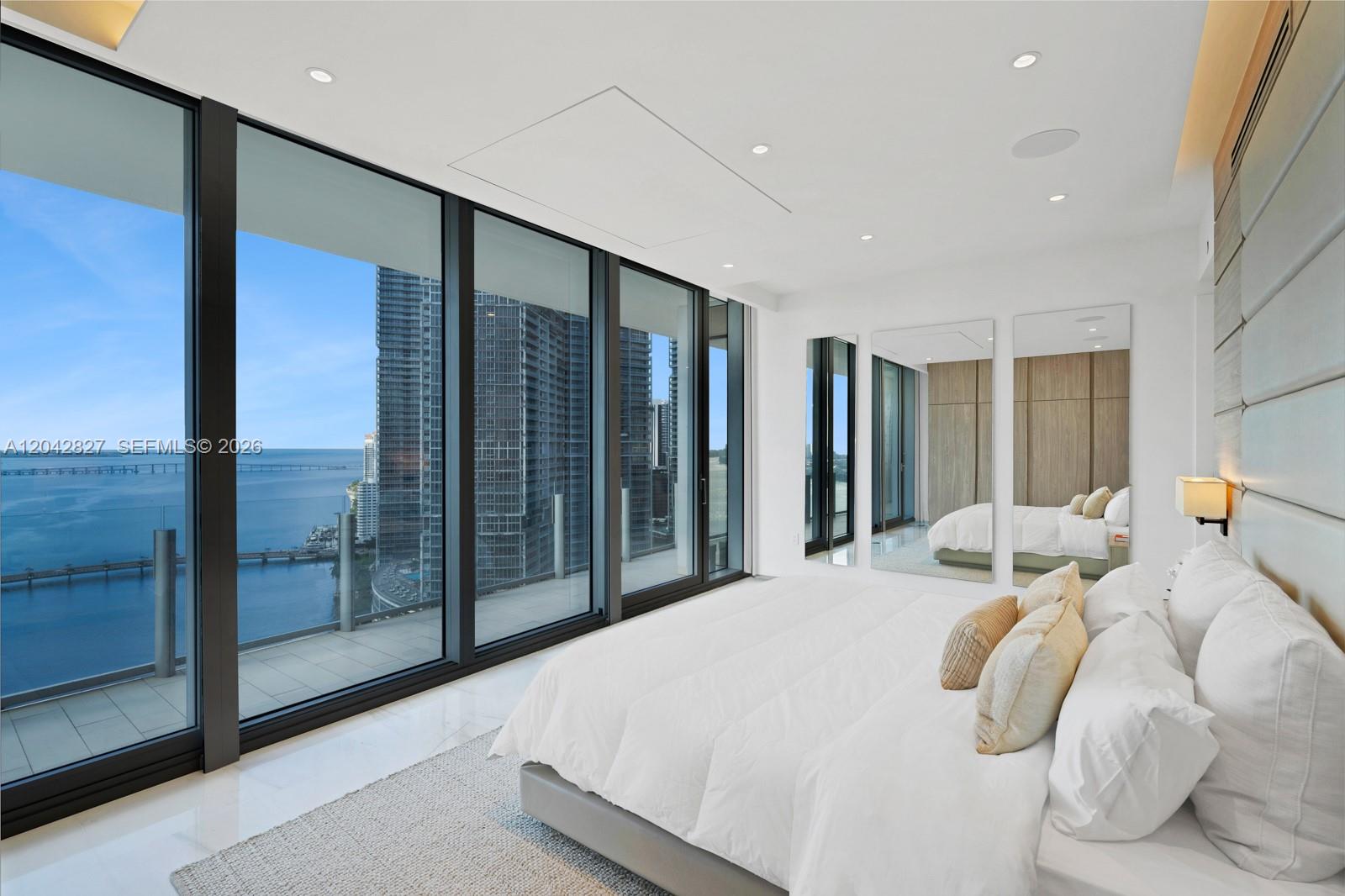 300 Biscayne Boulevard Way 2701 Property Photo 15