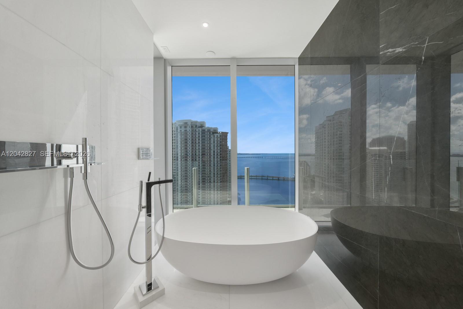 300 Biscayne Boulevard Way 2701 Property Photo 19