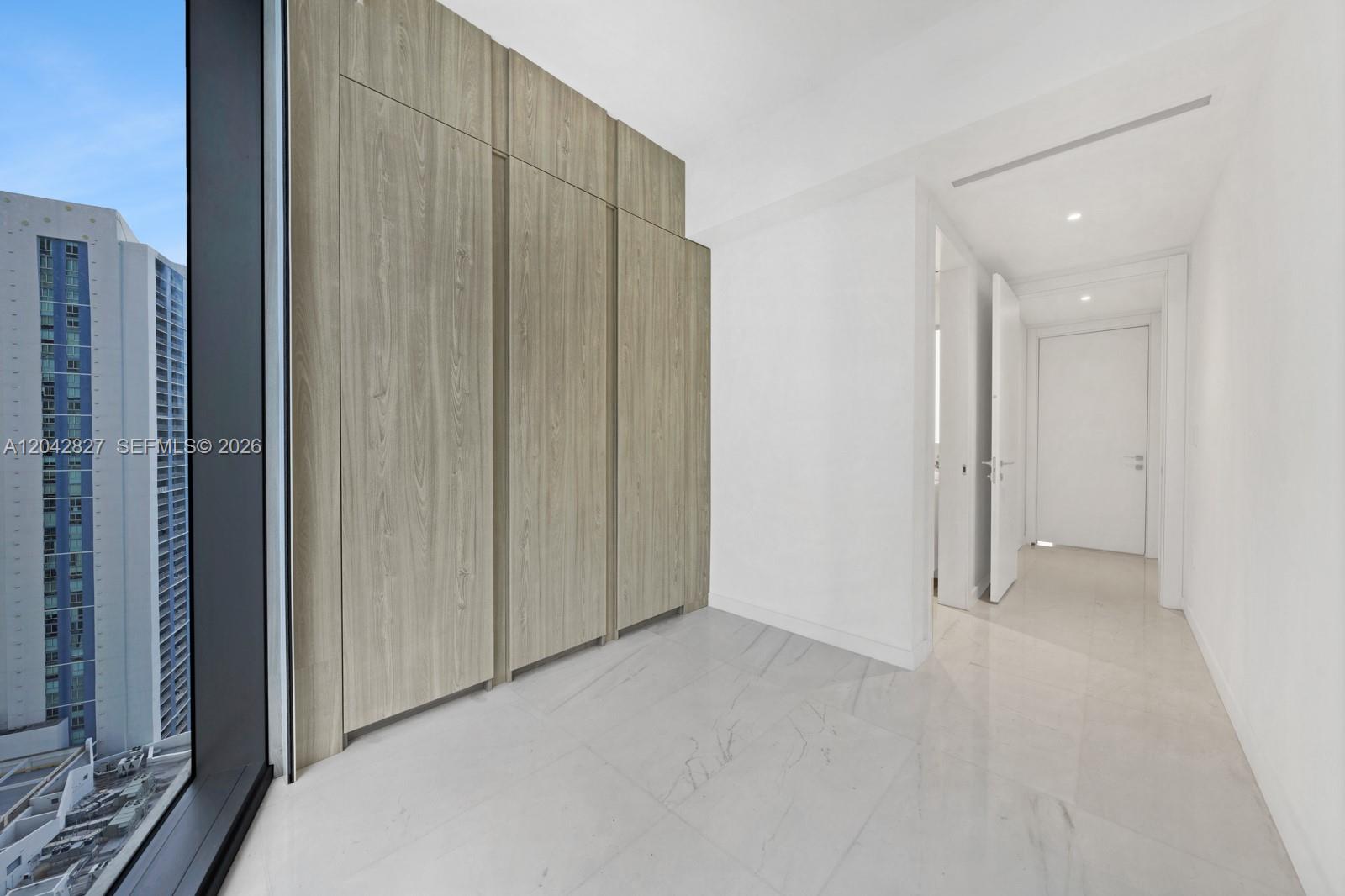 300 Biscayne Boulevard Way 2701 Property Photo 23