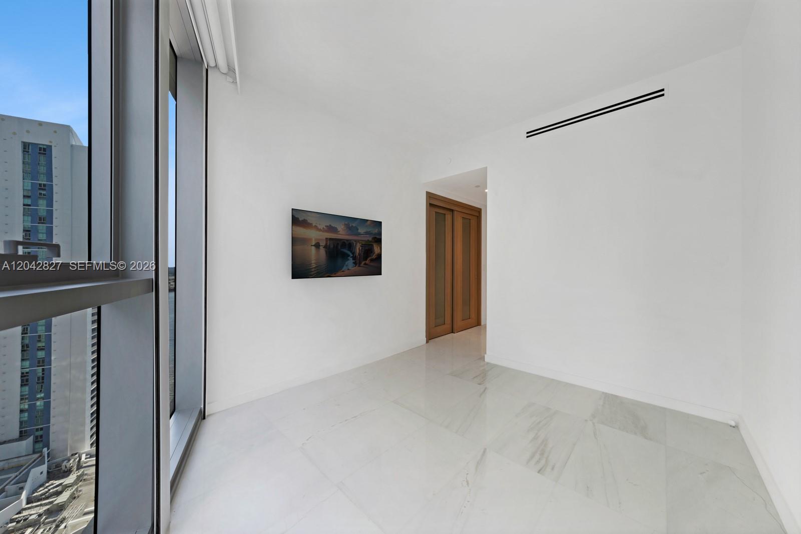 300 Biscayne Boulevard Way 2701 Property Photo 25