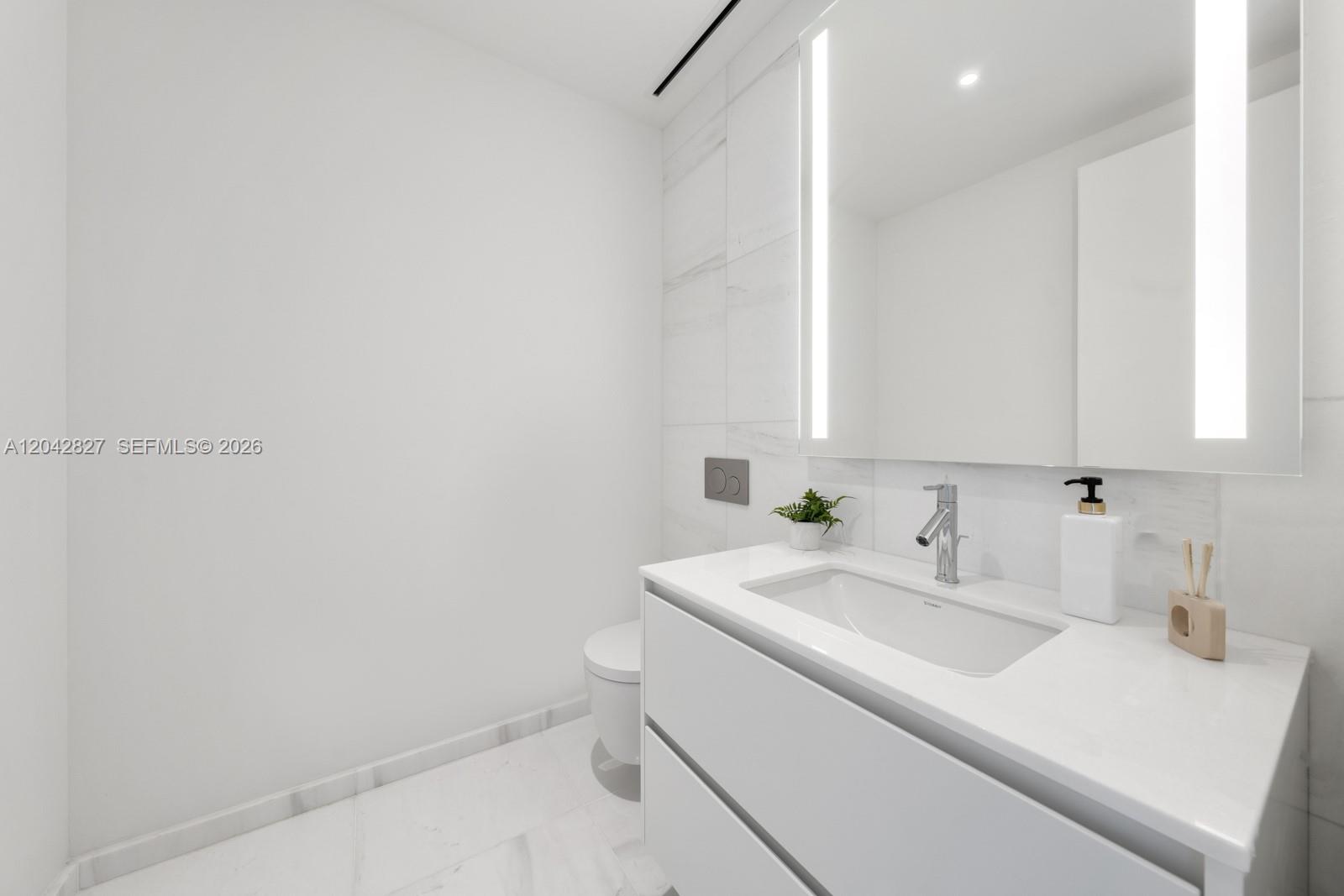 300 Biscayne Boulevard Way 2701 Property Photo 31