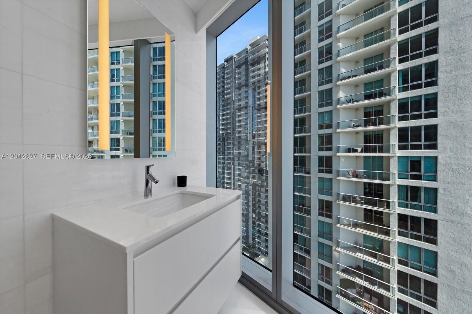 300 Biscayne Boulevard Way 2701 Property Photo 33