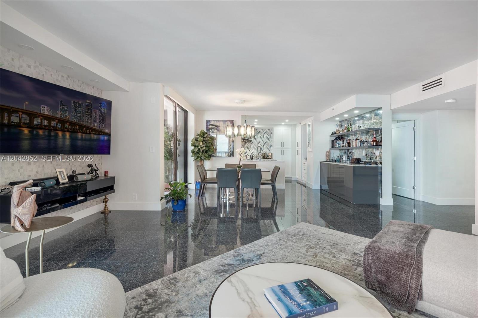 1581 Brickell Avenue 1805 Property Photo 3
