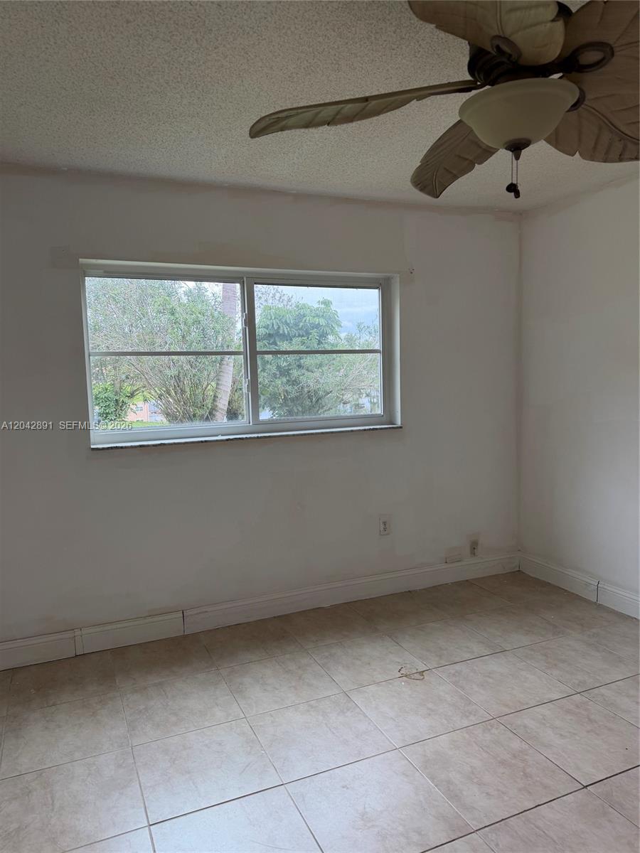 2741 N Pine Island Road 109 Property Photo 12