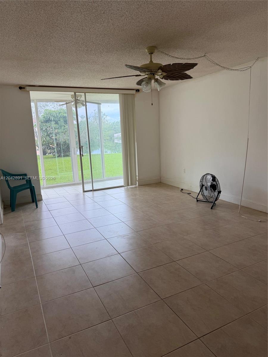 2741 N Pine Island Road 109 Property Photo 16