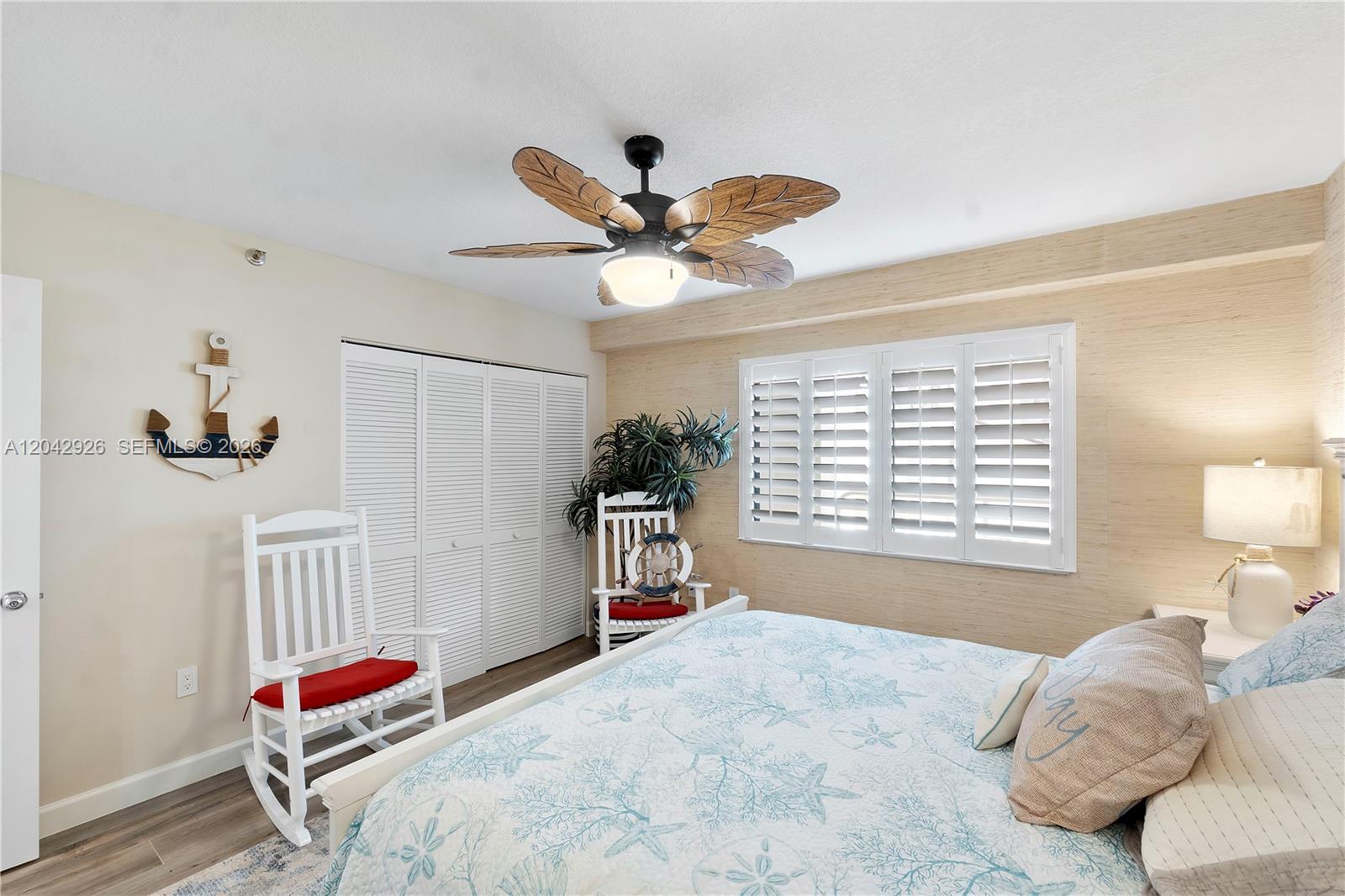 522 Oak Harbour Drive 522 Property Photo 11