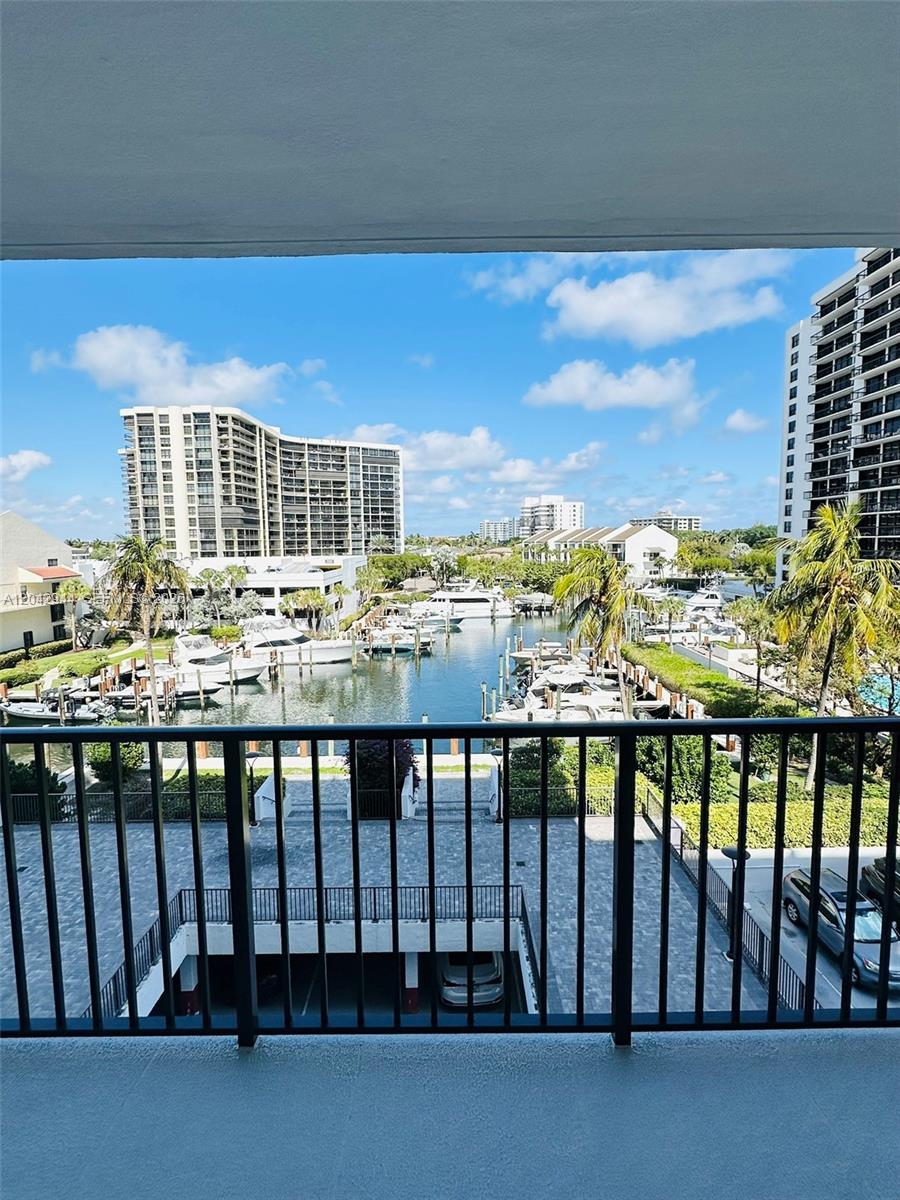 4750 S Ocean Boulevard 401 Property Photo 4
