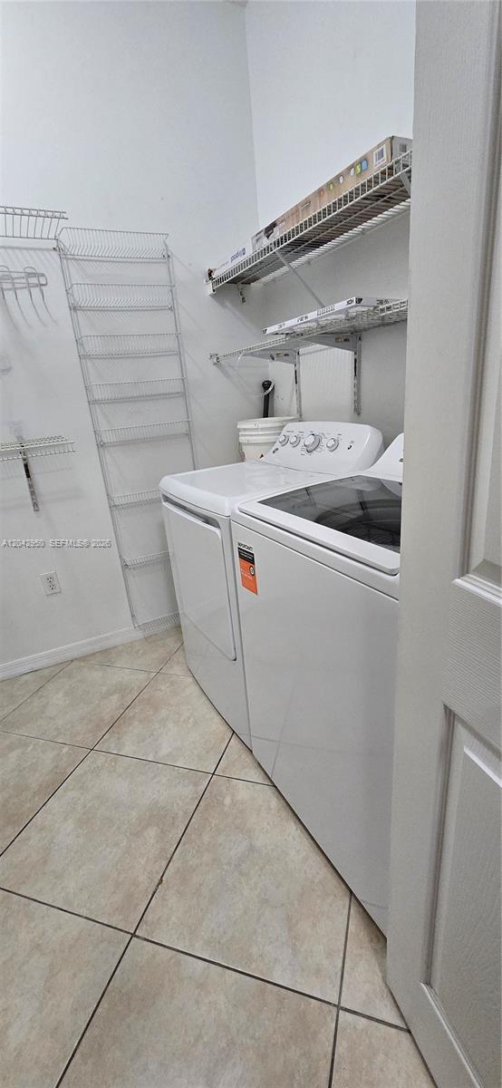 3590 Coral Way 902 Property Photo 14