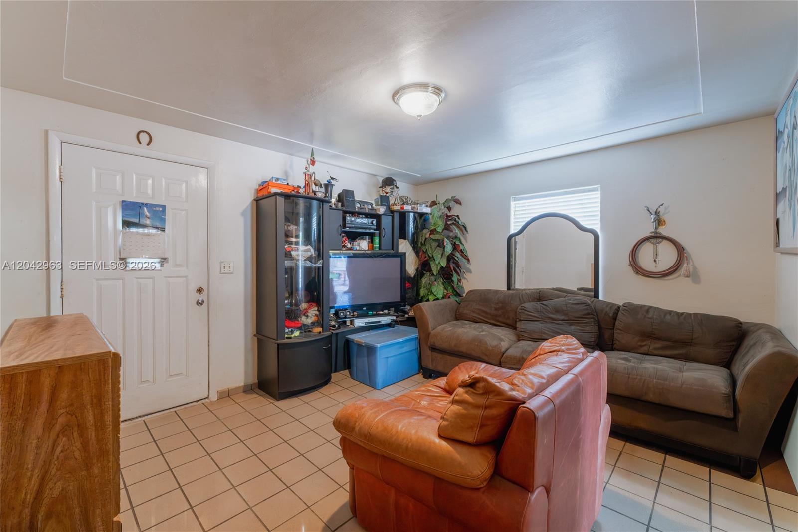 9265 Sw 38th Street Property Photo 6