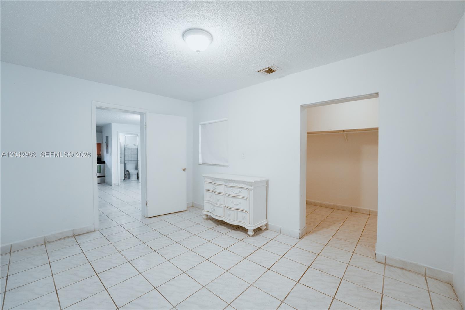 9265 Sw 38th Street Property Photo 16