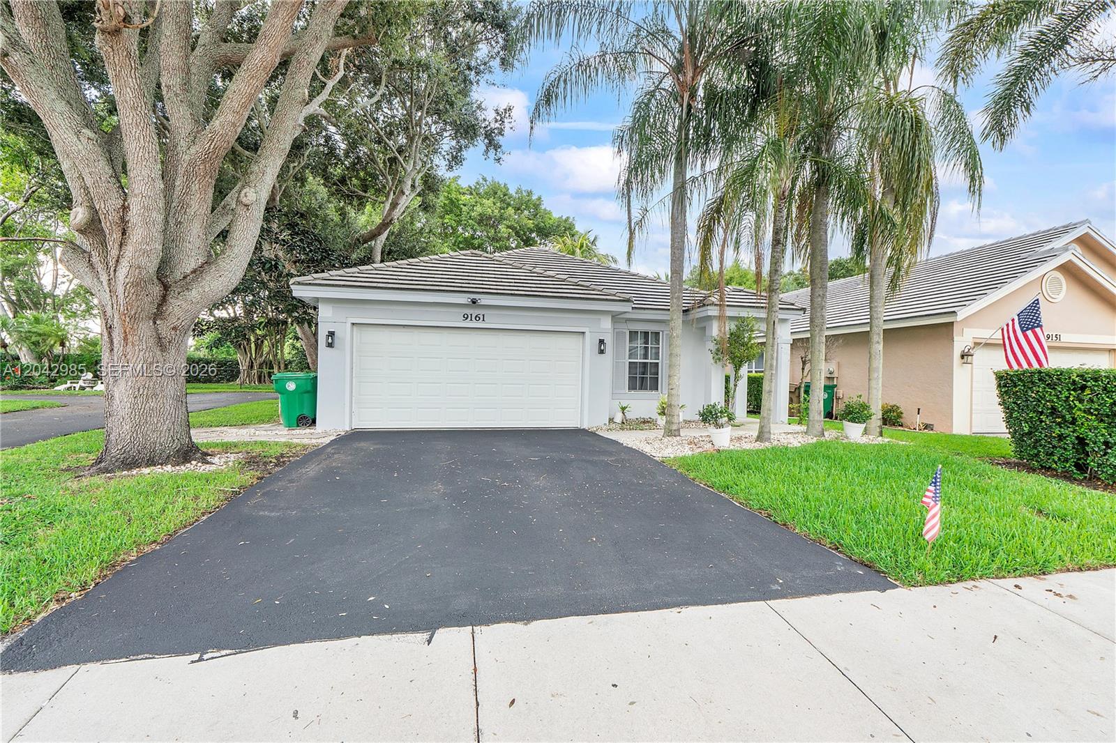 9161 Lake Park Circle N Property Photo 1