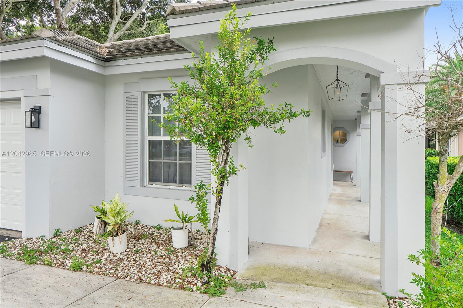 9161 Lake Park Circle N Property Photo 2