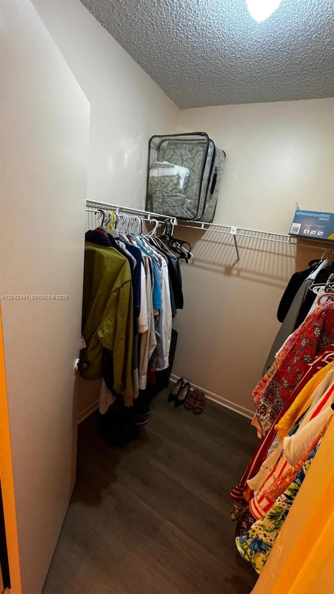 A12042991 Property Photo 12