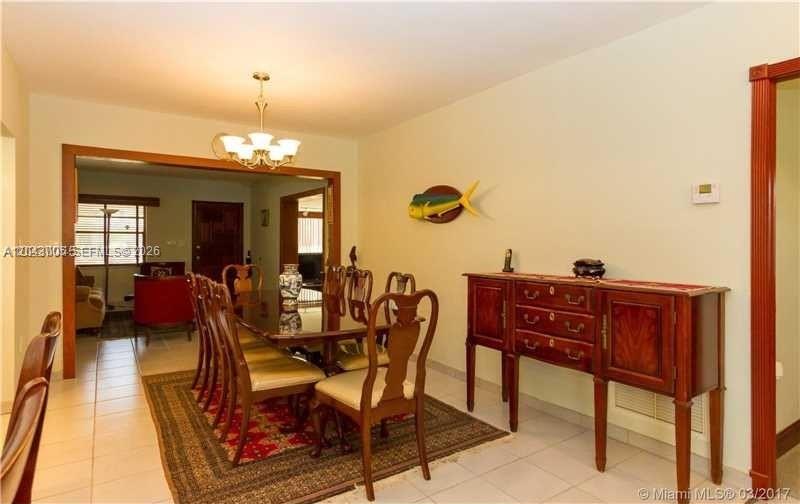 5931 Sw 46th Street Property Photo 8