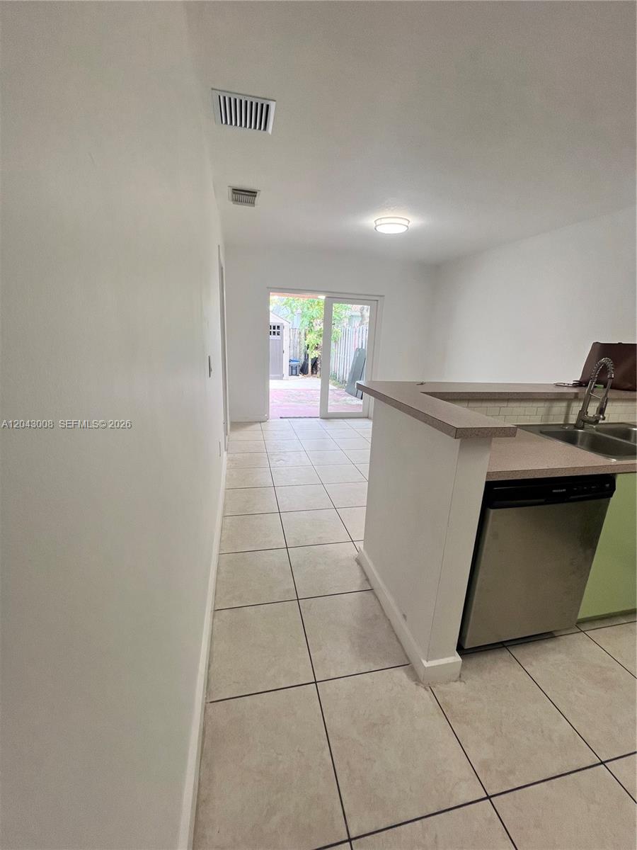 20613 Sw 93rd Avenue 2 Property Photo 6