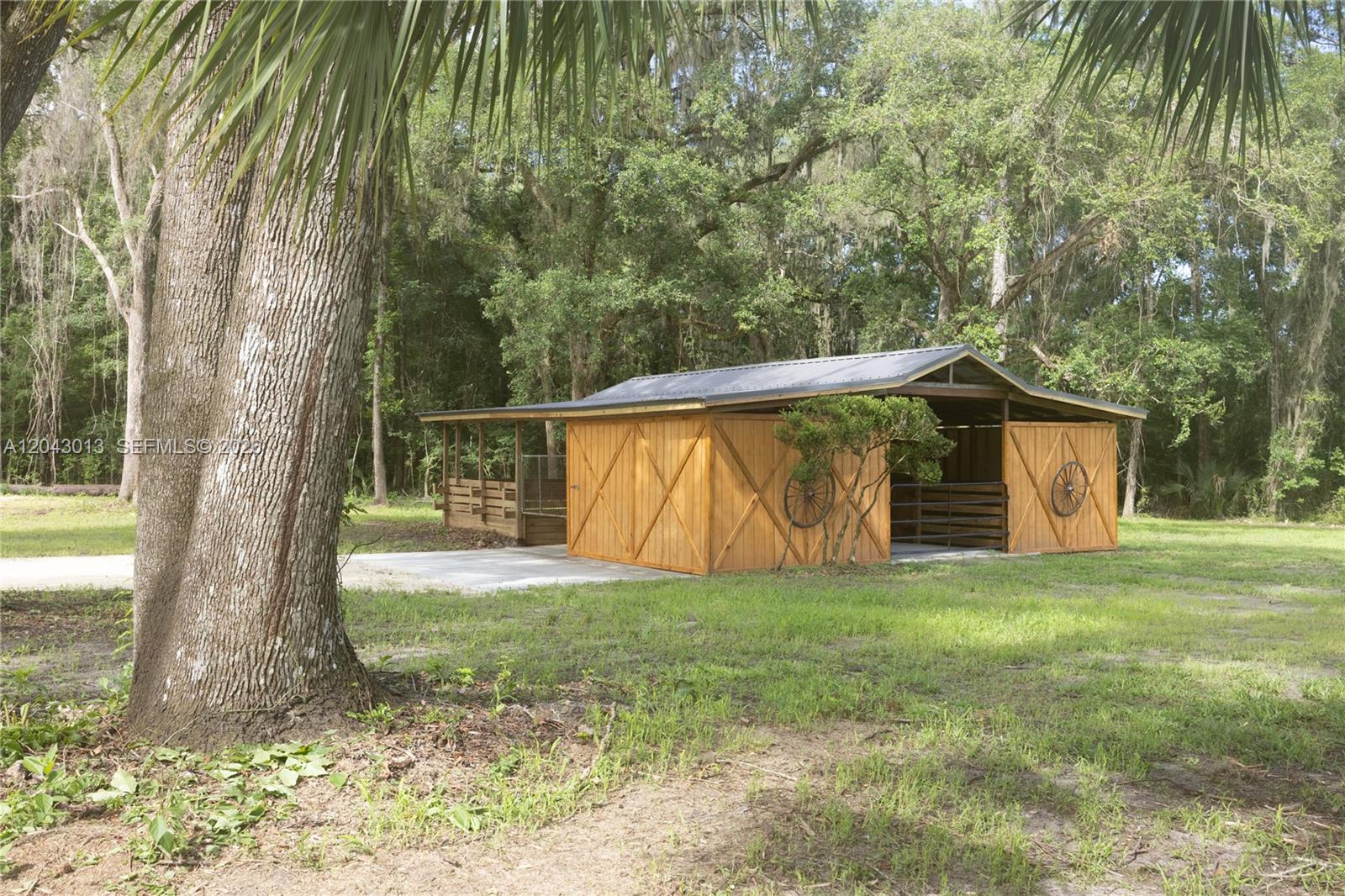 14810 Nw 185 Street Property Photo 13