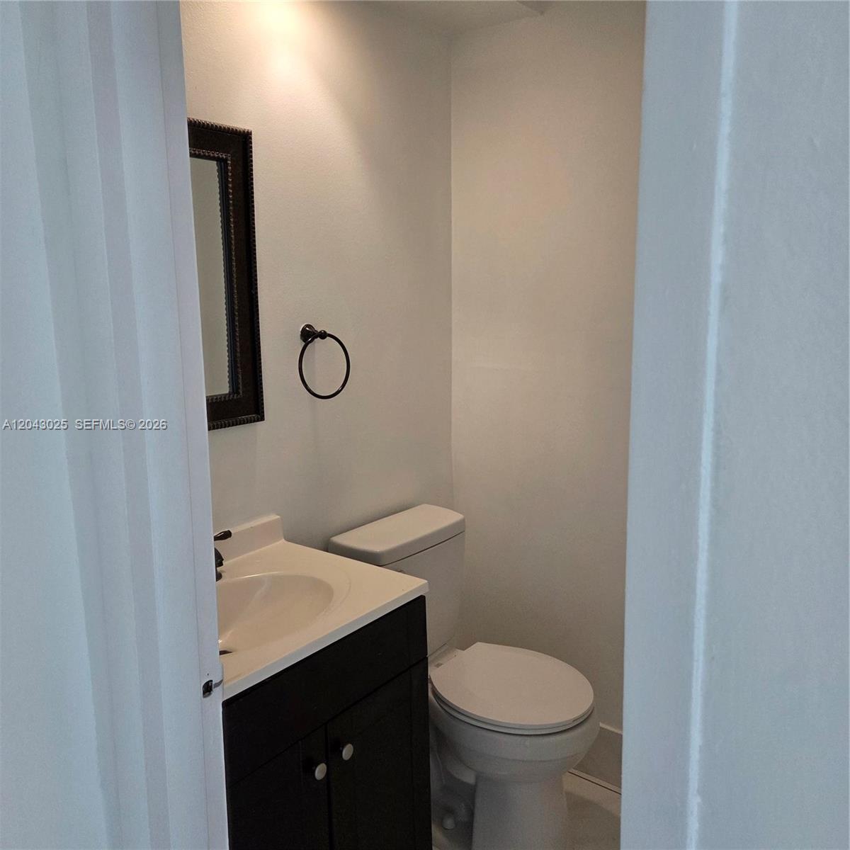 8905 Nw 28th Drive B Property Photo 6