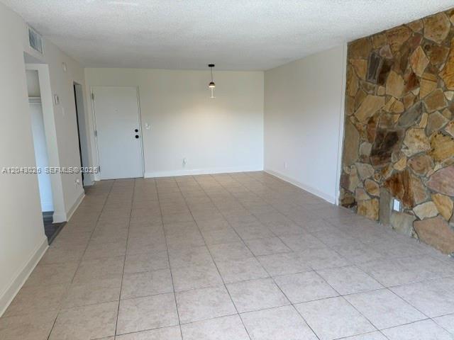 8405 Nw 8th Street 303 Property Photo 3