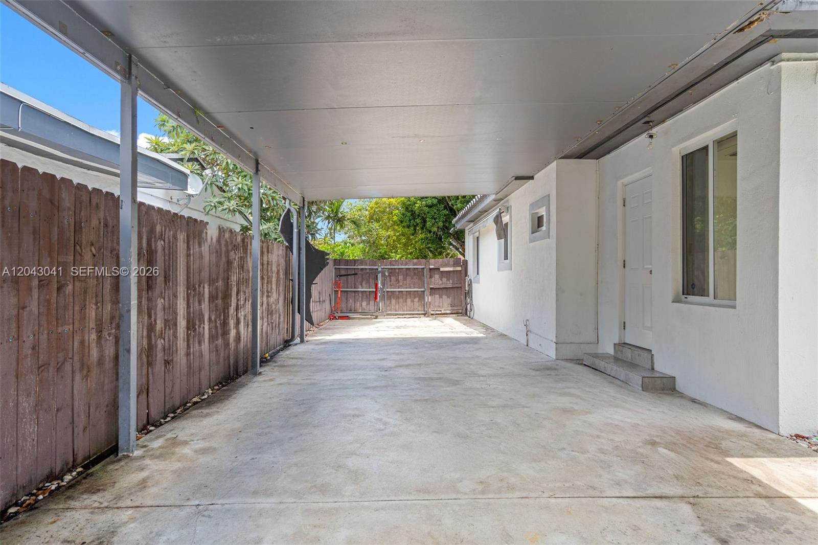 270 Nw 51st Avenue Property Photo 30
