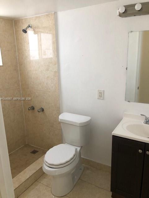 1895 Venice Park Drive B20 Property Photo 8