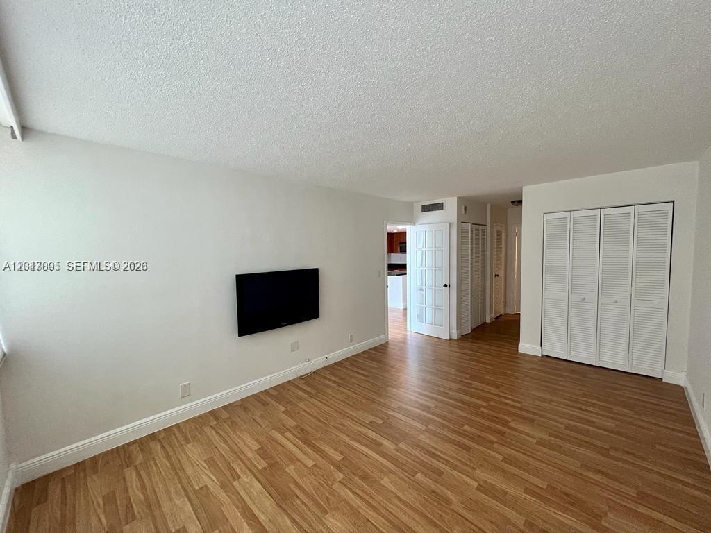 2030 S Ocean Drive 211 Property Photo 9