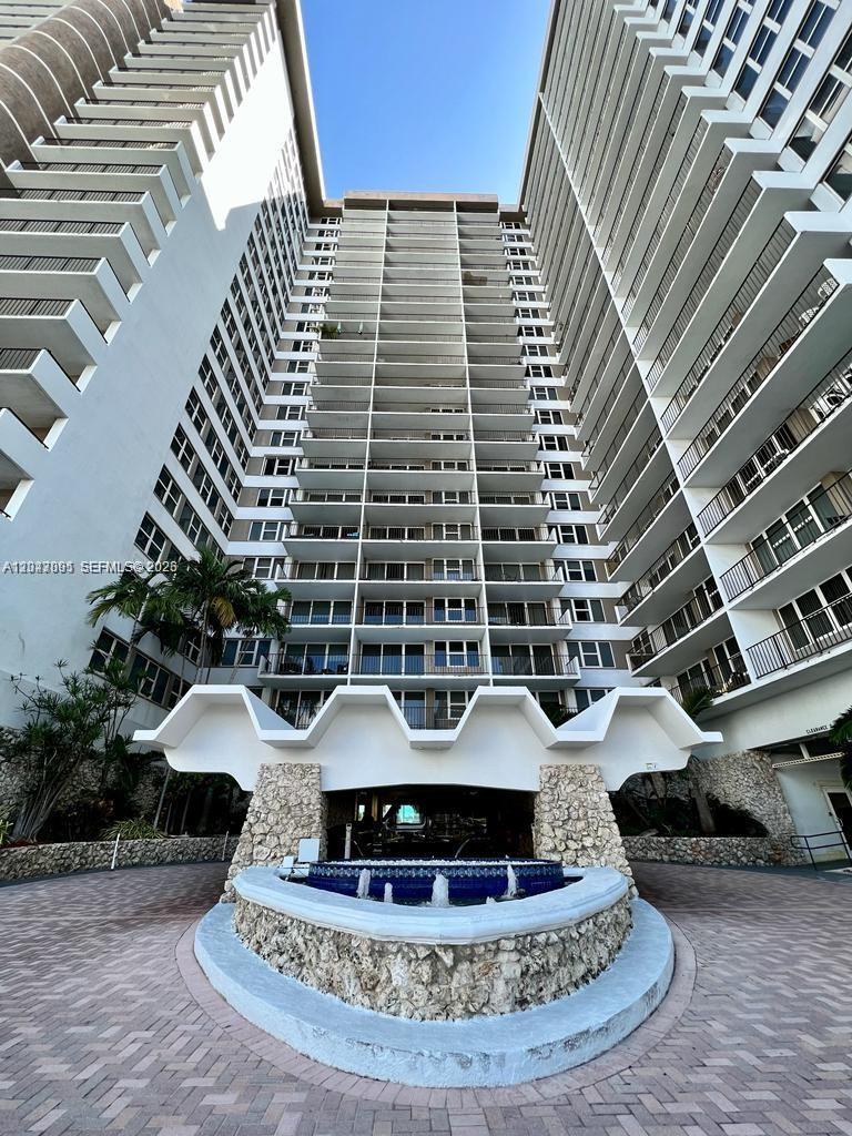 2030 S Ocean Drive 211 Property Photo 22