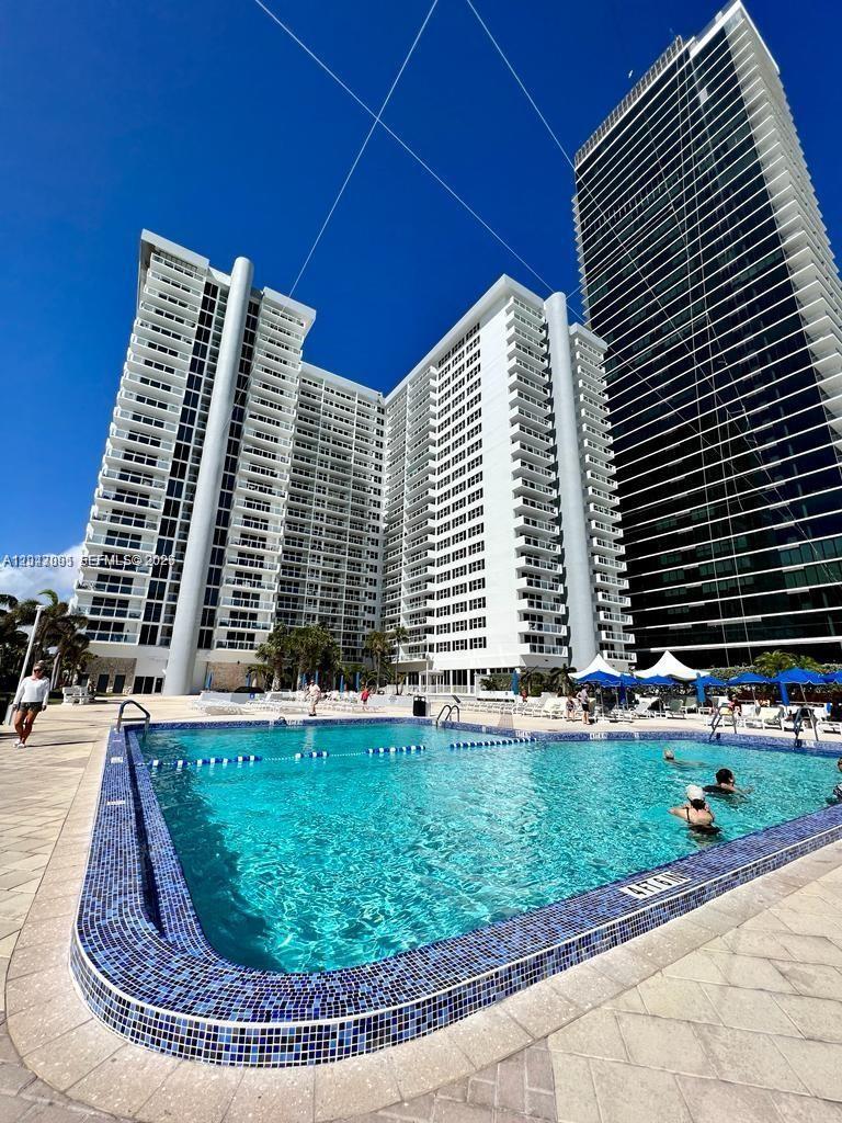 2030 S Ocean Drive 211 Property Photo 24