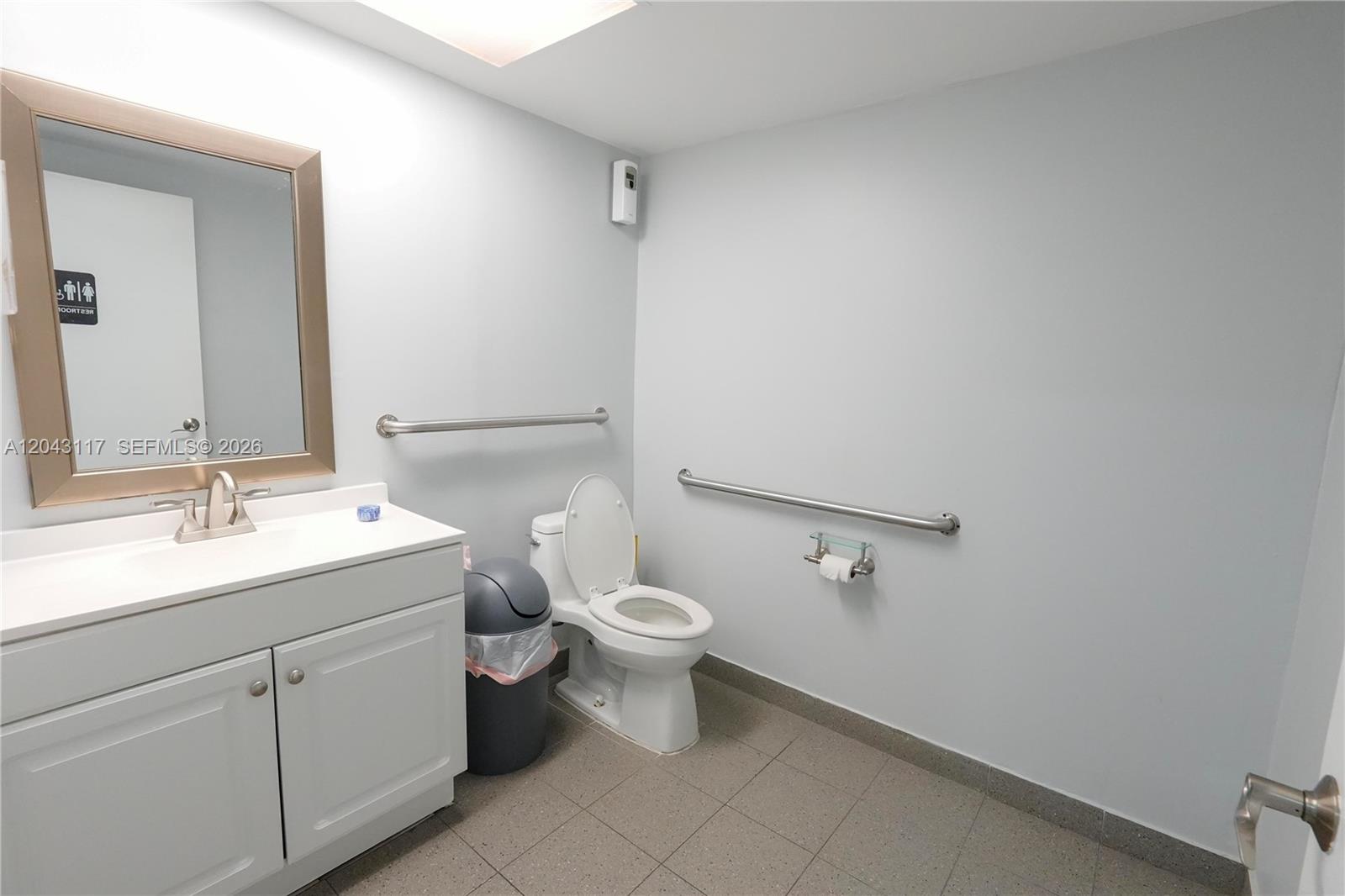 8125 Sw 120th Street Property Photo 6