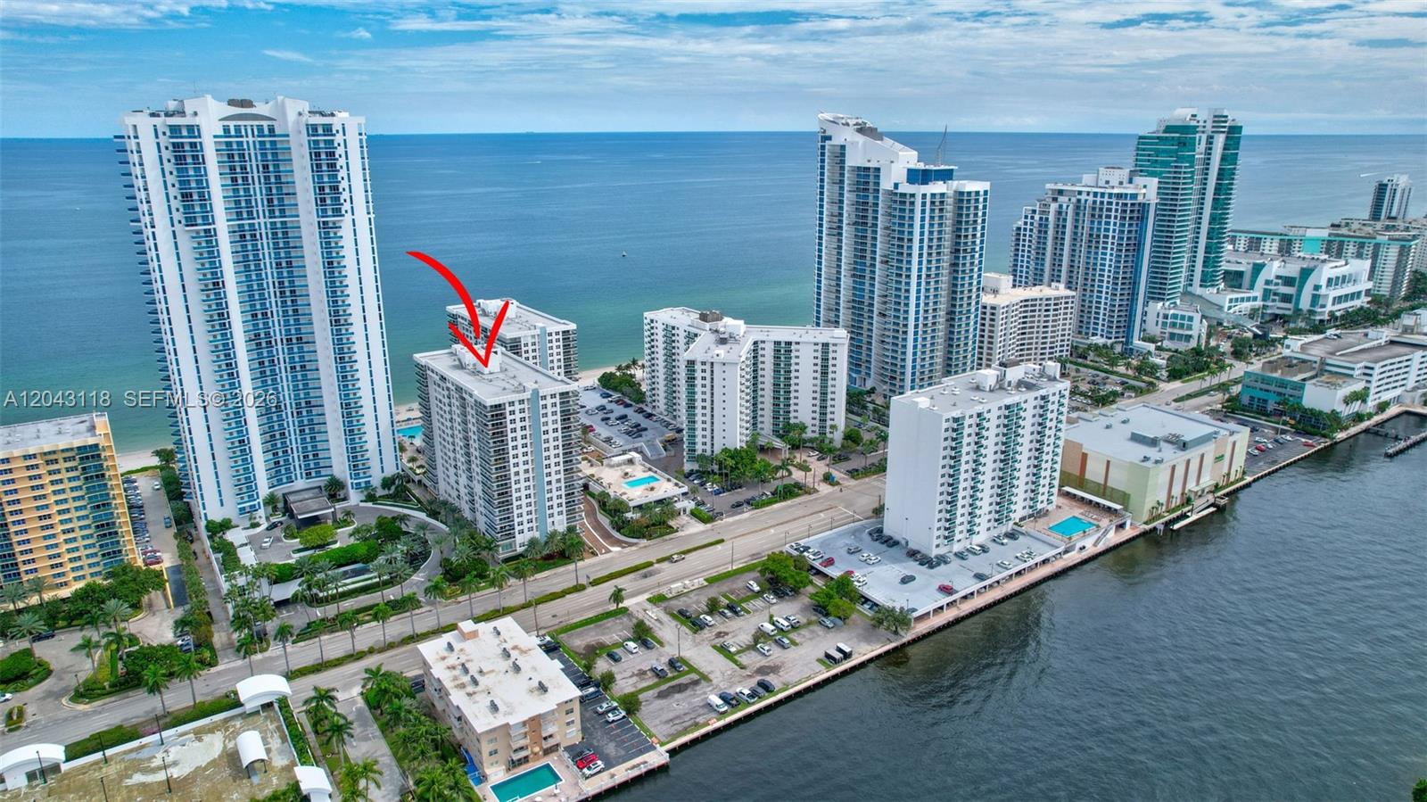2751 S Ocean Drive 404n Property Photo 2