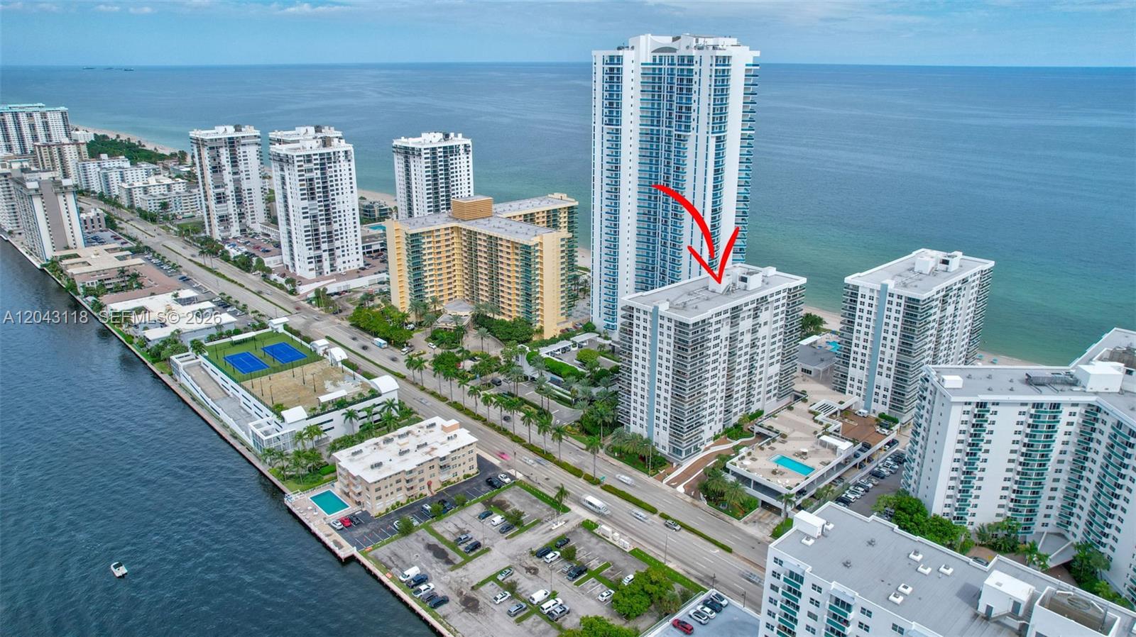 2751 S Ocean Drive 404n Property Photo 3