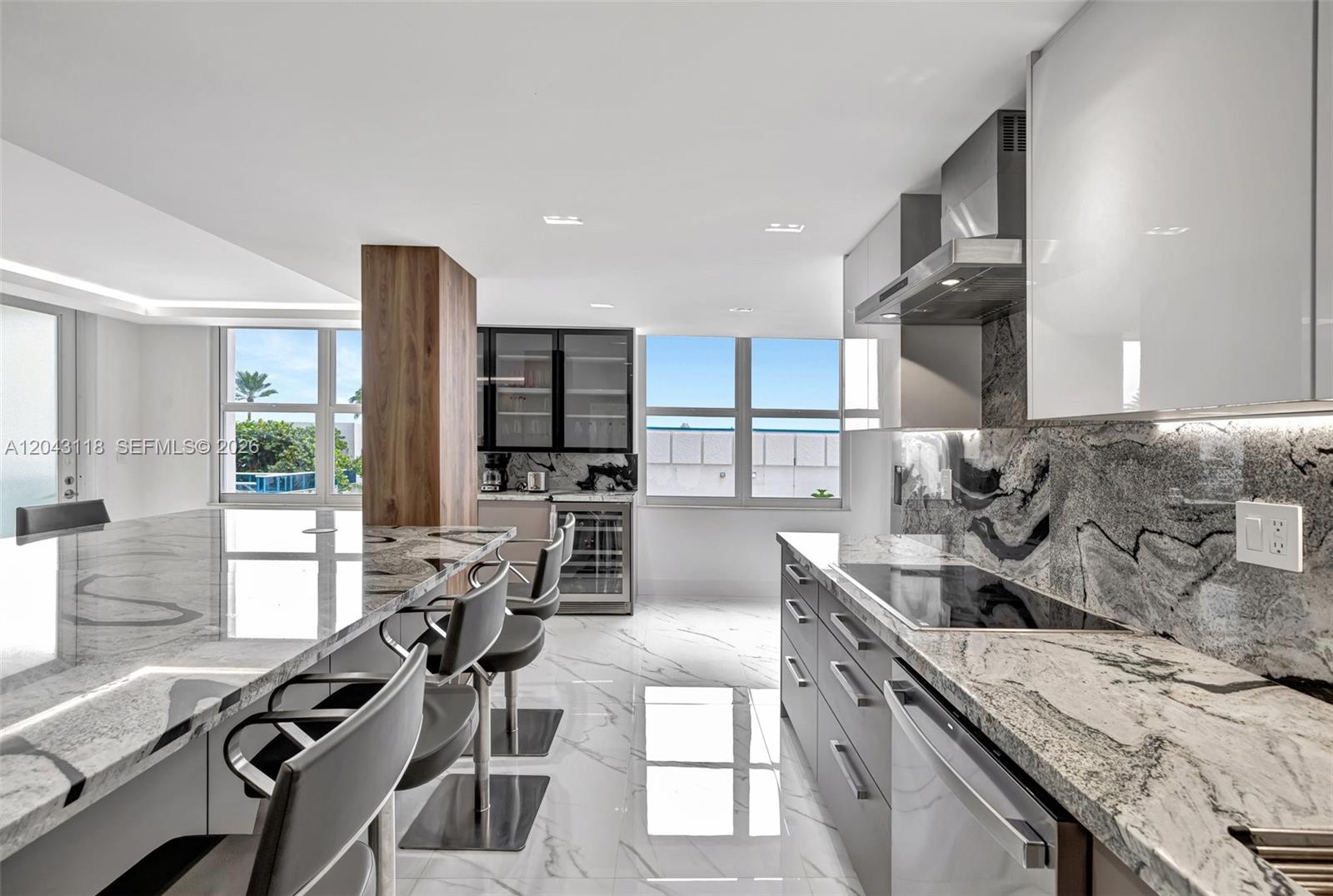 2751 S Ocean Drive 404n Property Photo 12