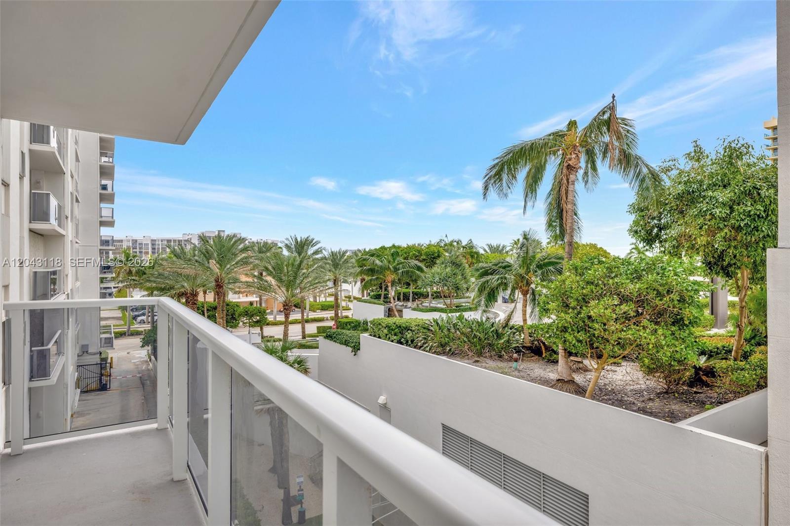 2751 S Ocean Drive 404n Property Photo 16