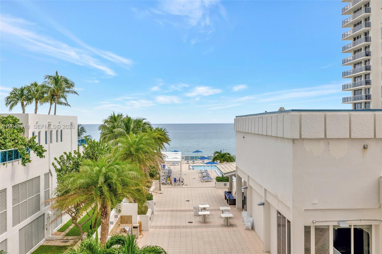2751 S Ocean Drive 404n Property Photo 17