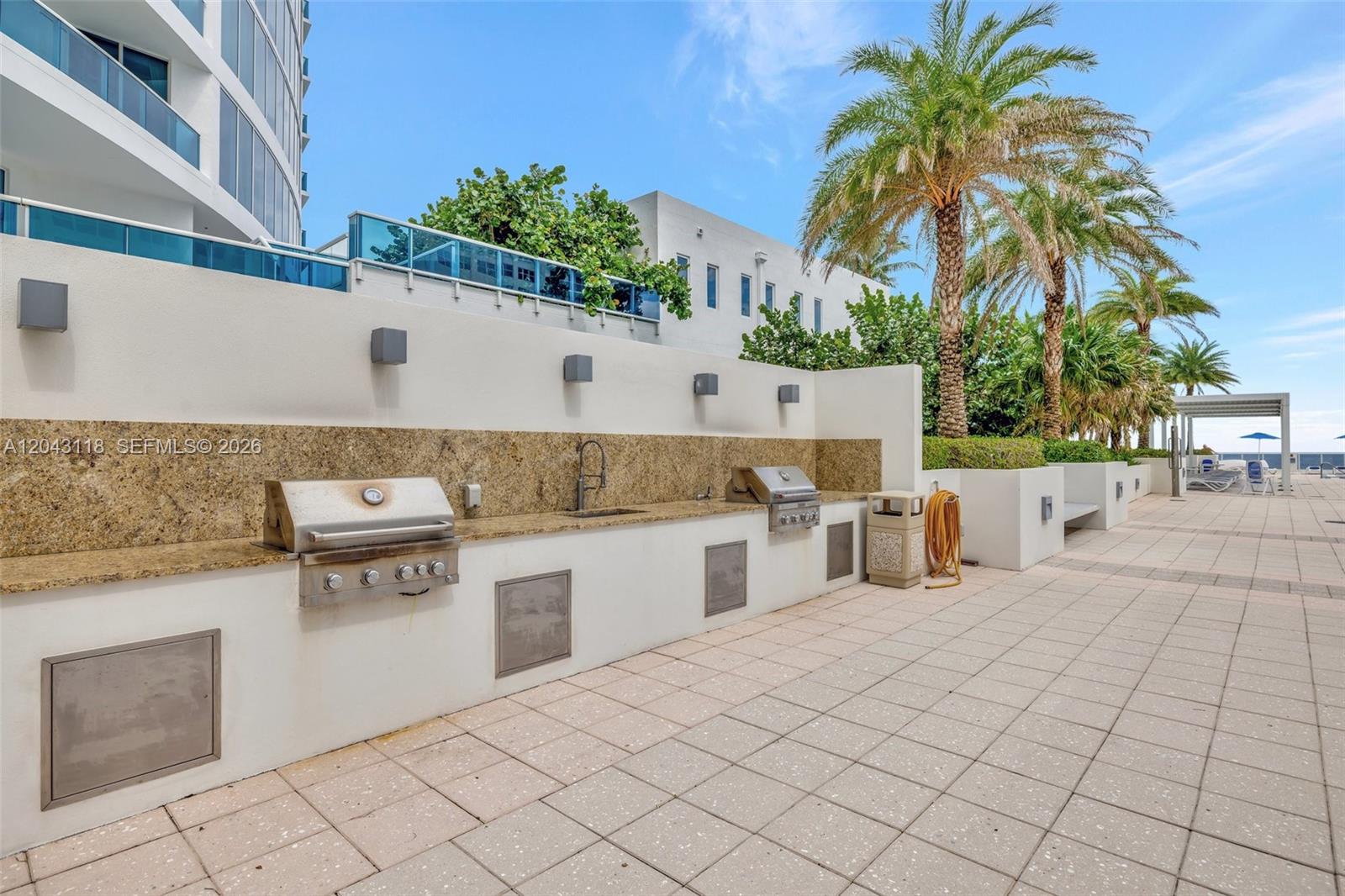 2751 S Ocean Drive 404n Property Photo 32