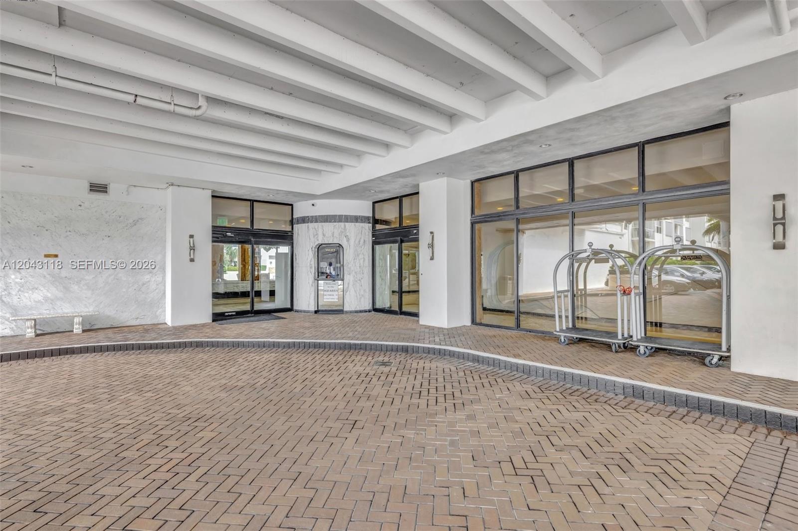 2751 S Ocean Drive 404n Property Photo 34