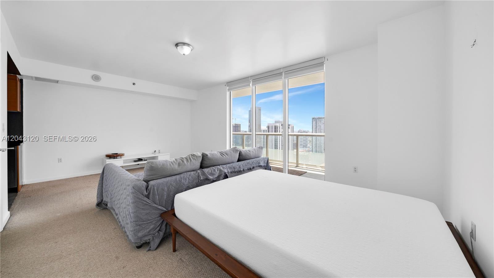 50 Biscayne Boulevard 4203 Property Photo 7