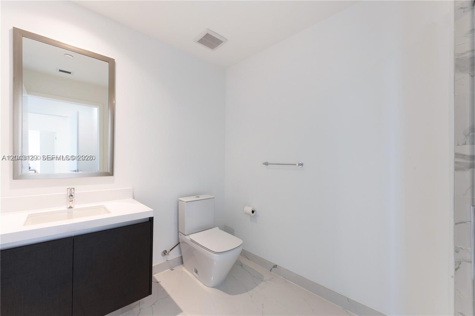 851 Ne 1st Avenue 3308 Property Photo 13