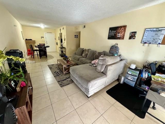 3700 Nw 21st Street 410 Property Photo 5