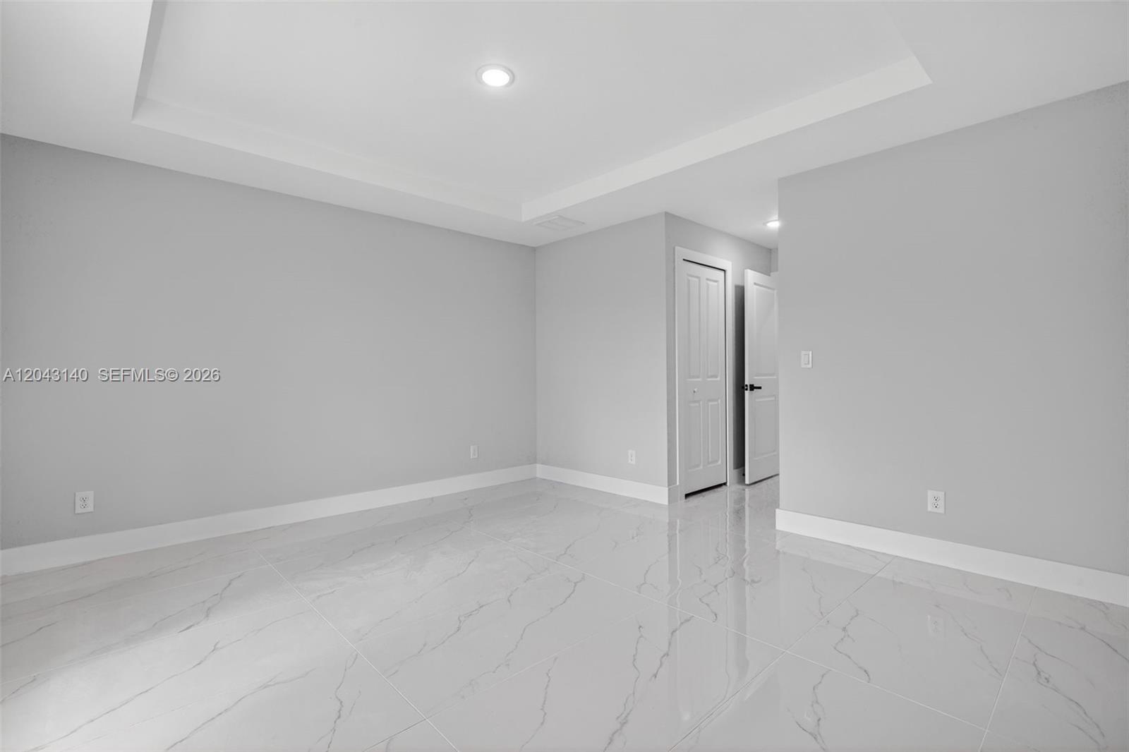 704 E Carbon Property Photo 19