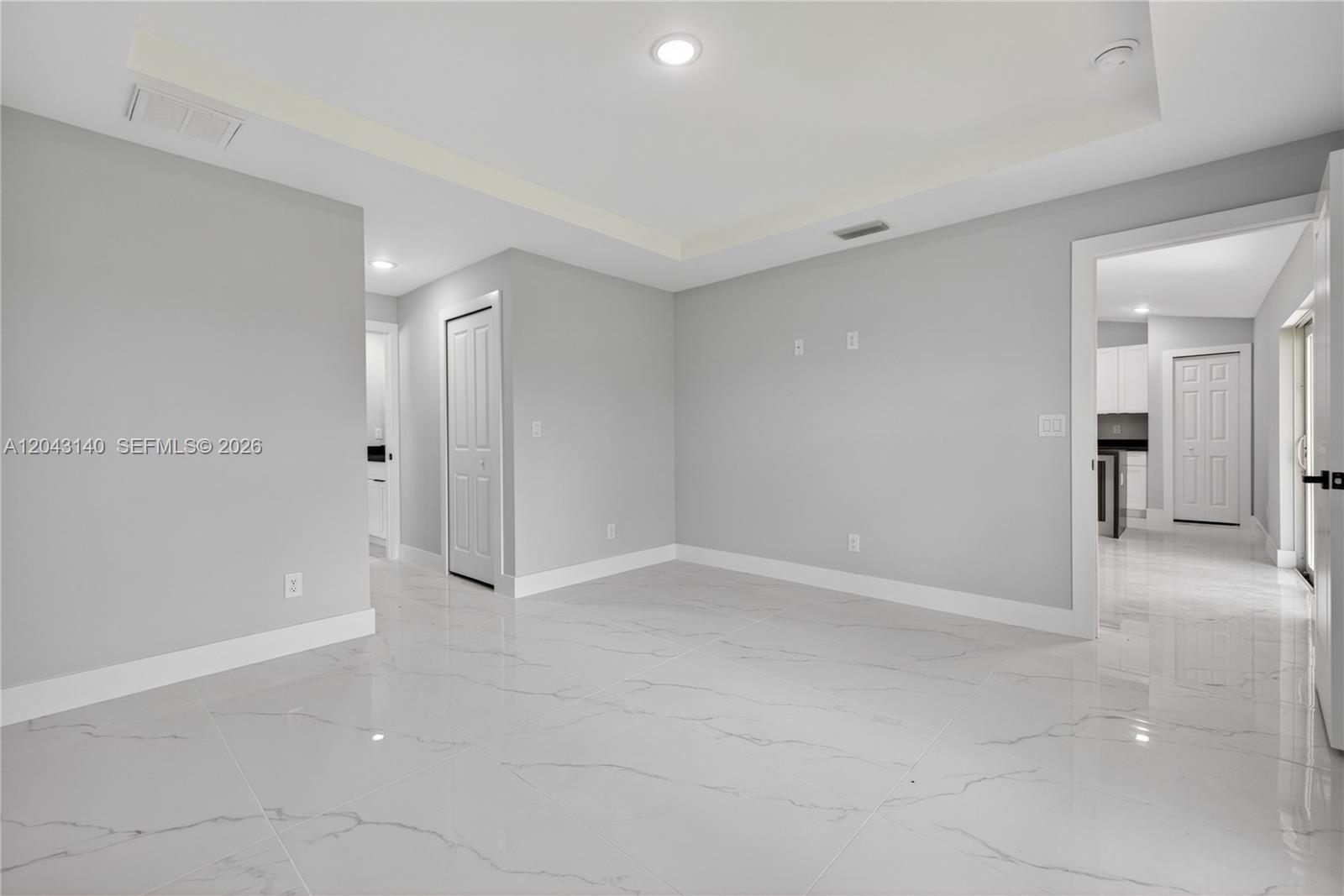 704 E Carbon Property Photo 27