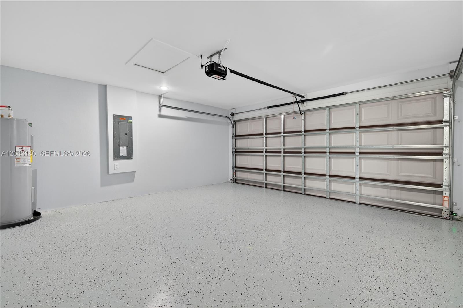704 E Carbon Property Photo 45