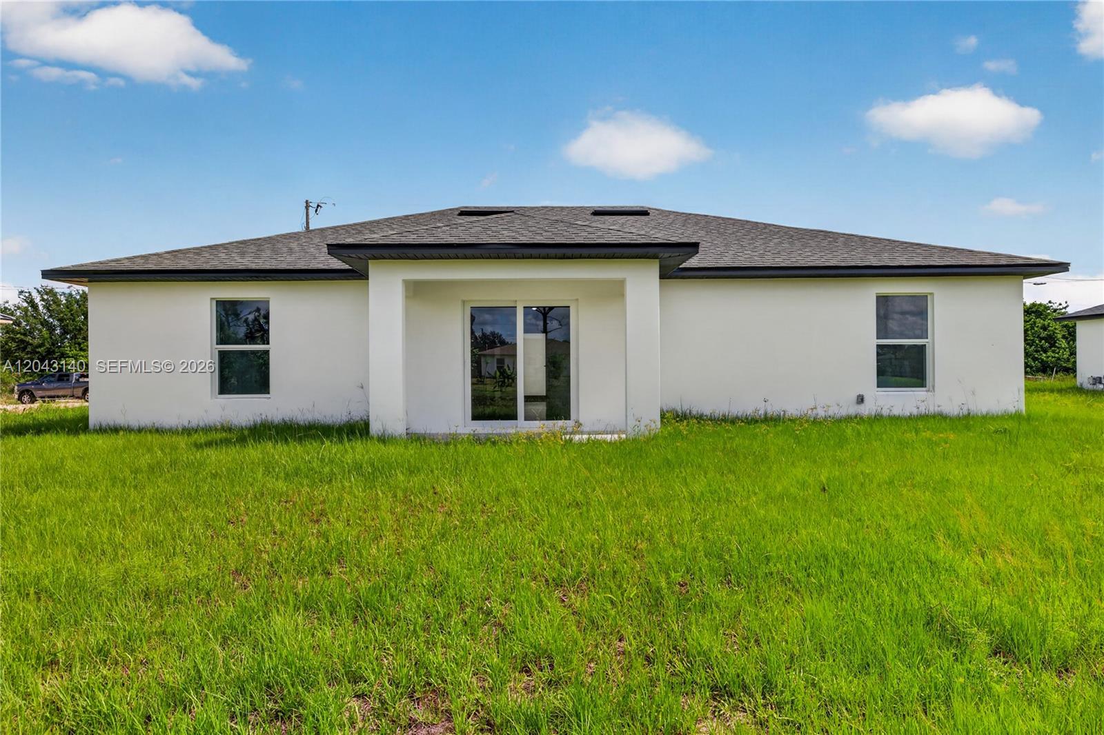704 E Carbon Property Photo 51